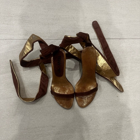 TONY - “K” LACE UP HEEL - Picture 1 of 3